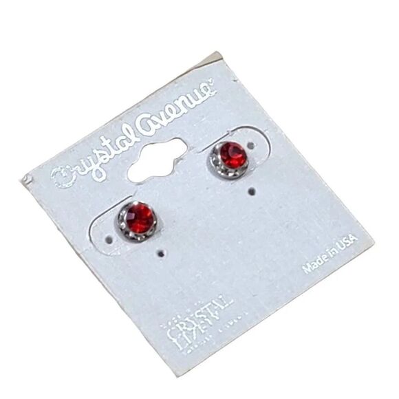 NEW Vintage Crystal Avenue July Ruby Birthstone and Swarovski Elements Earrings - Picture 7 of 8